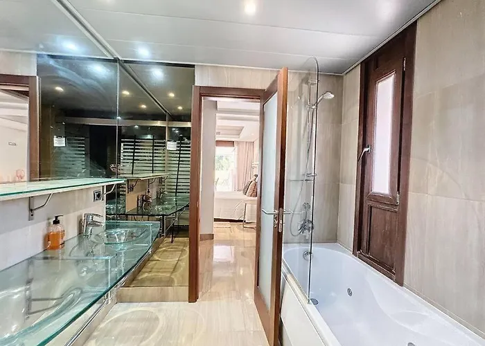 Elegant Getaway - Bahia De Plata - Charlene Estepona