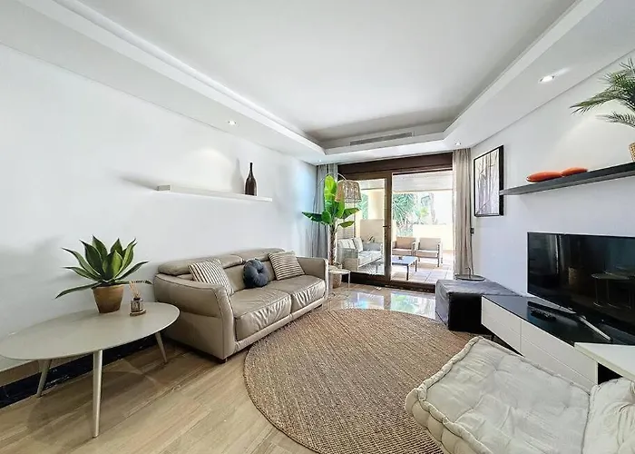 Elegant Getaway - Bahia De Plata - Charlene Estepona