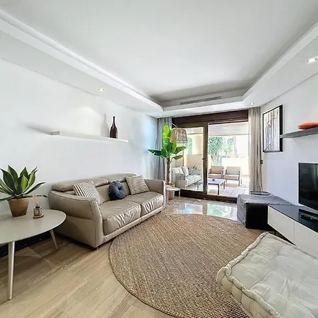 De 3 En Bahia De La Plata Estepona