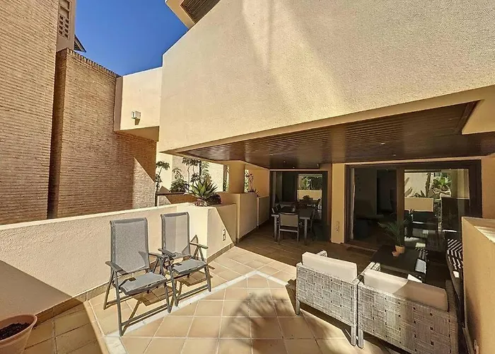 Elegant Getaway - Bahia De Plata - Charlene *