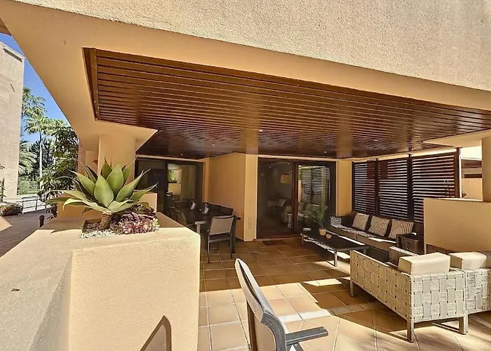 Elegant Getaway - Bahia De Plata - Charlene *